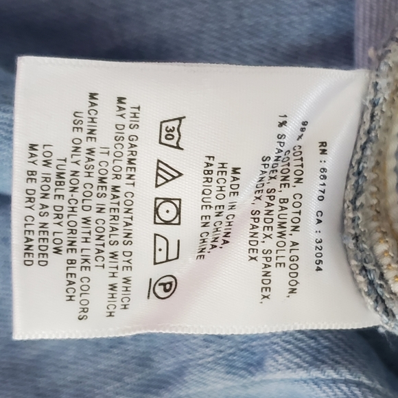 Anthropologie Pilcro Cropped Wide Leg Jeans Pleated Raw Hem Denim Size 32 - Picture 13 of 15